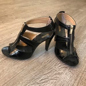 MICHAEL by Michael Kors size 8 cage heel